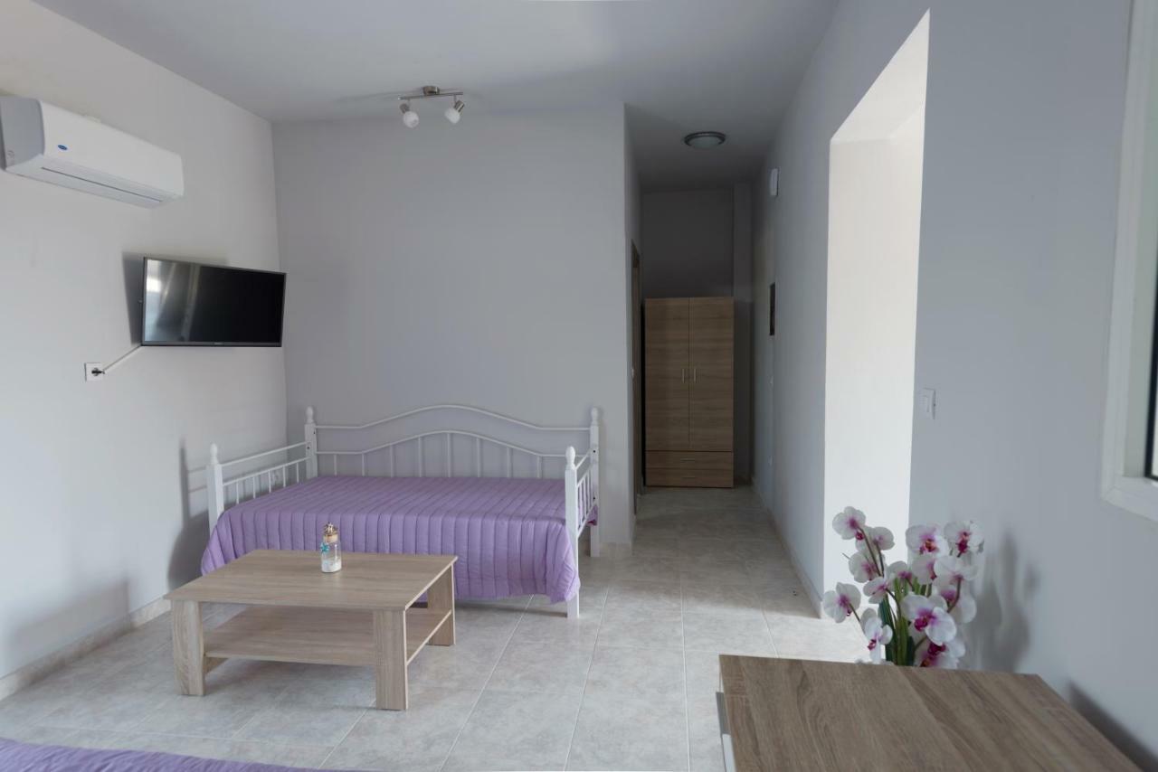 Paulsia Apartments Psinthos Exterior photo